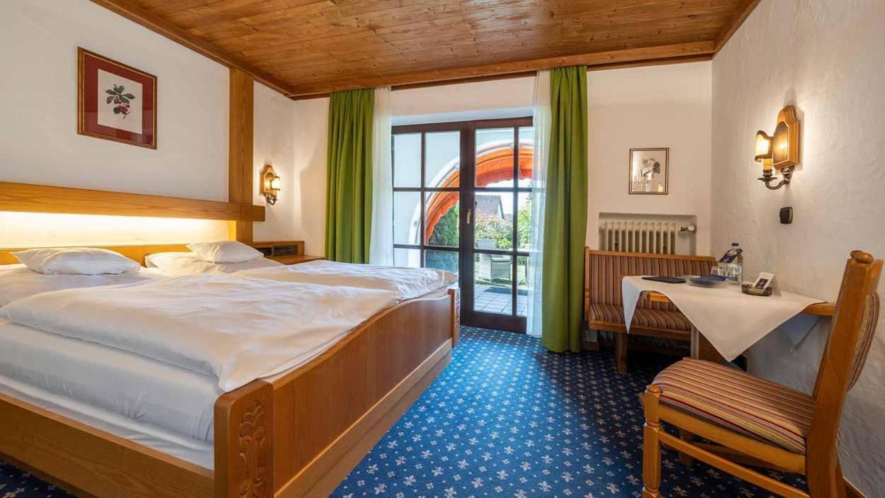 Alpina Hotel 4*