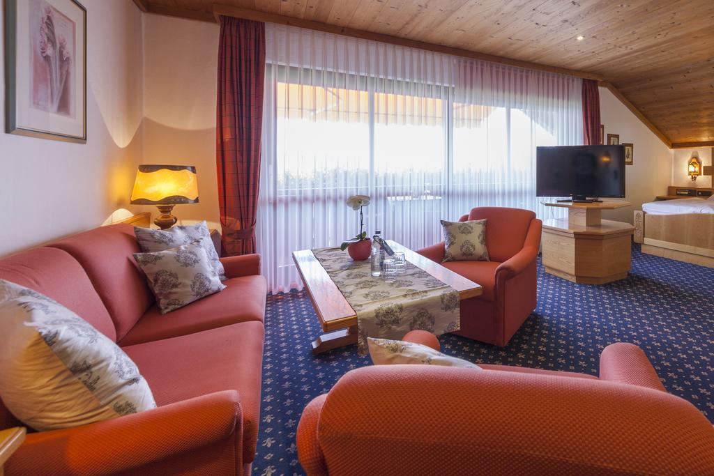 Hotel Alpina Hagnau am Bodensee