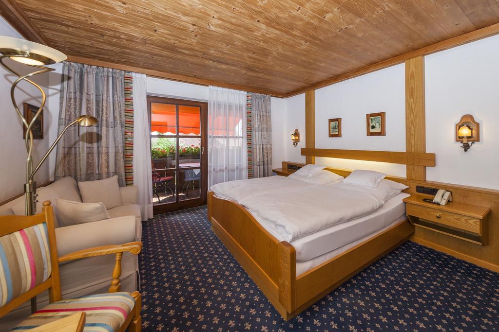 Hotel Alpina