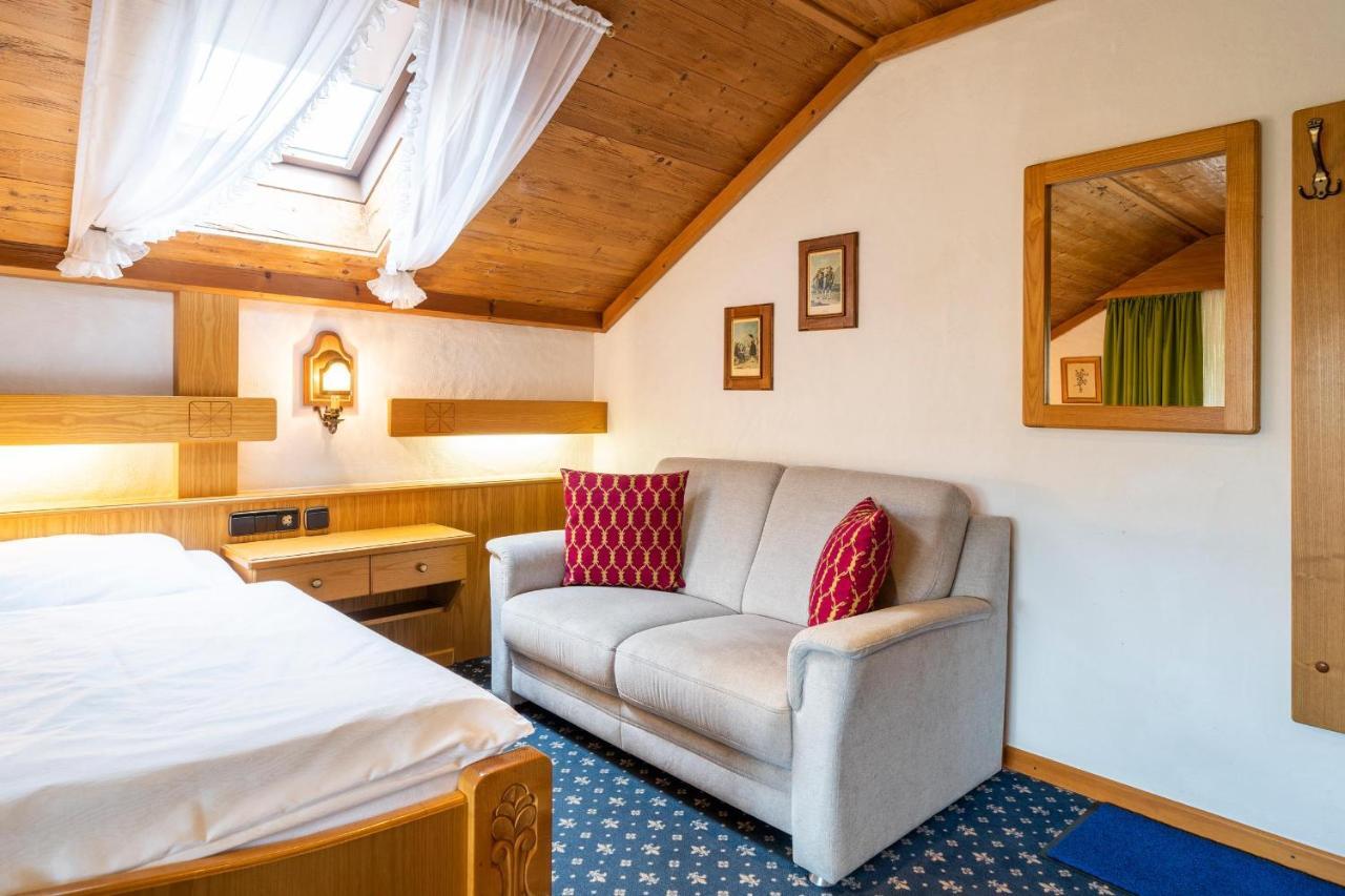 Alpina Hotel 4*